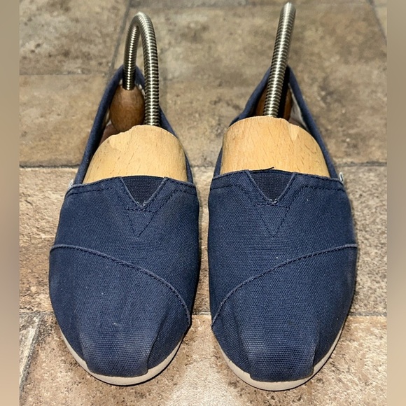 Toms Size 7 - Picture 3 of 7
